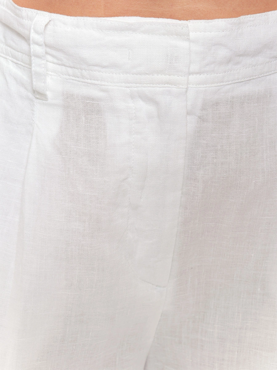 Белые шорты-бермуды изо льна